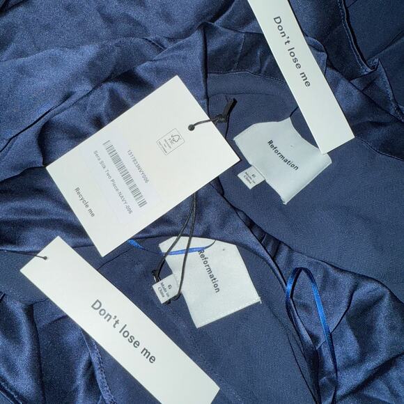 New Reformation Sera Silk Two Piece Set - Picture 6 of 6